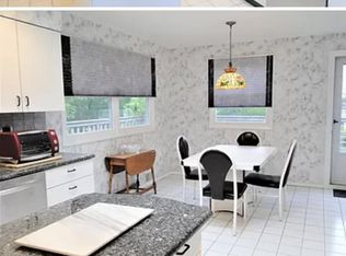 482 Kingsley Ct, Toms River, NJ 08753