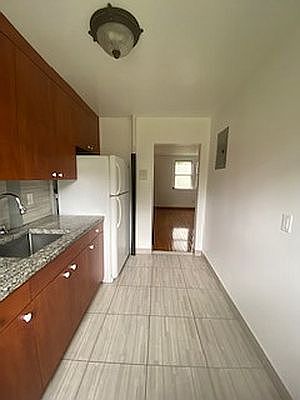 4th image of 41-38 48th St #3