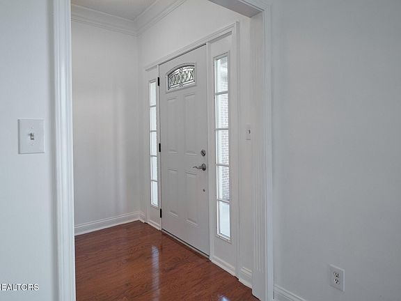 3rd image of 123 Capital Cir