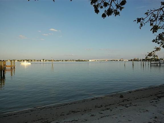 Expansive Bay Views...