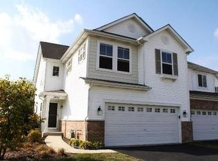 1465 Yosemite Cir, Crystal Lake, IL 60014