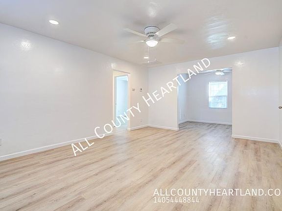 3rd image of 1752 NE 20th St