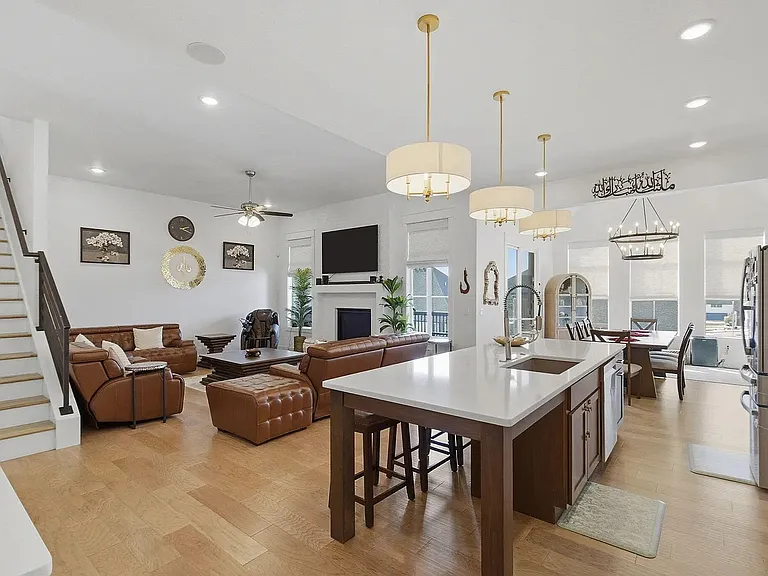 703 S Hickory Dr — Photo 11