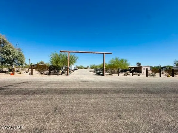 25295 Ochoco Way, Bouse, AZ 85325