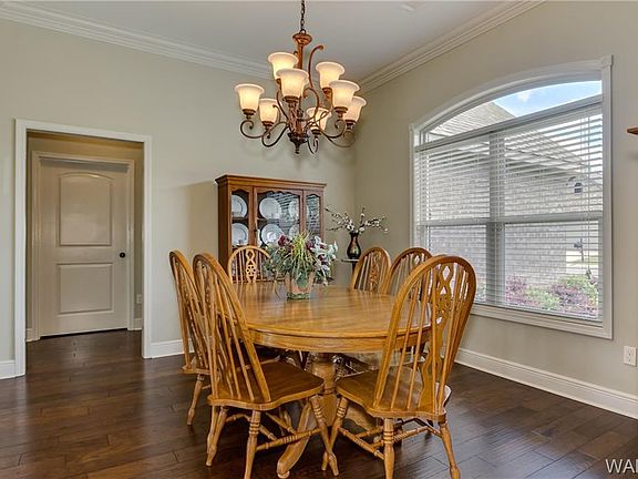 5th image of 4181 Evangeline Way