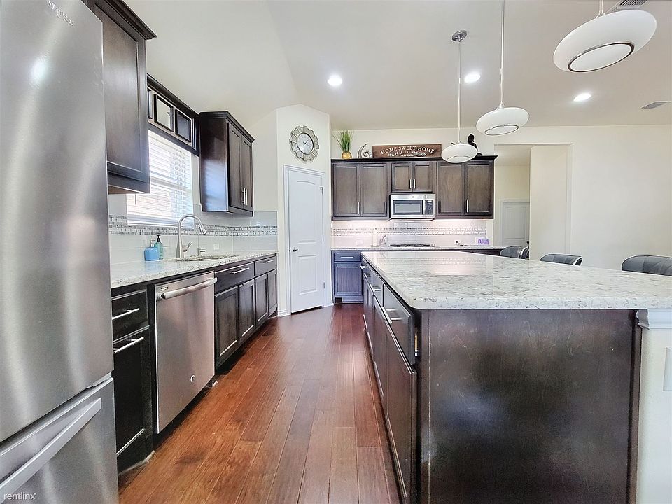 1st image of 2948 Consuelo Way