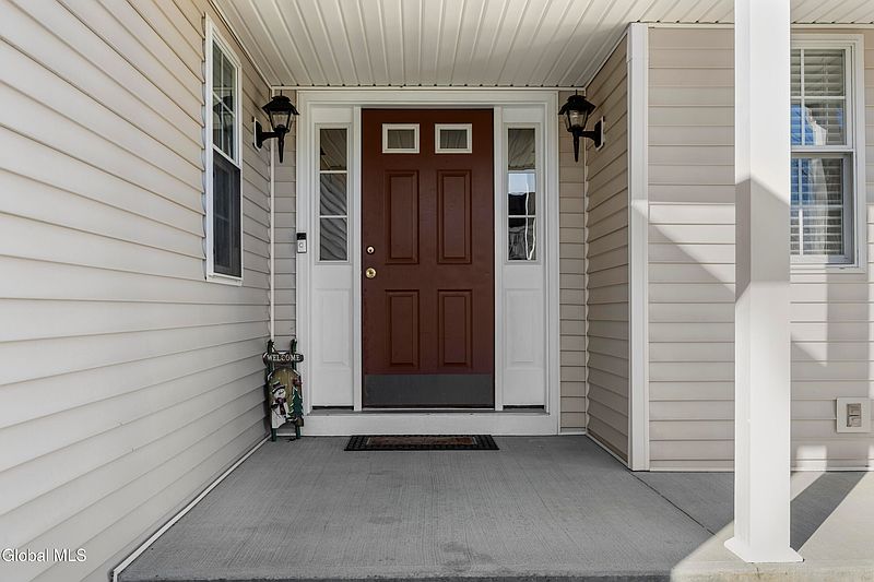 3rd image of 23 Cedarcrest Drive