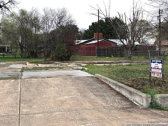 1st image of 8943 Oakbrook St