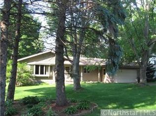 1420 Laurel Ave, Hudson, WI 54016