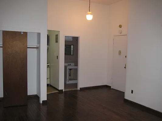 Rented by Magnone Real Estate | media 20