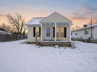 5227 Dania St, Flint, MI 48532