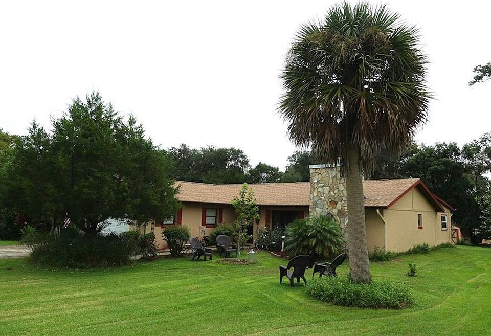 1st image of 12151 SE 61st Ct