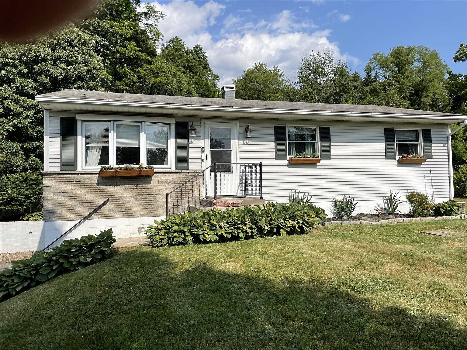 54 Edgewood Dr, Poughkeepsie, NY 12603 Zillow