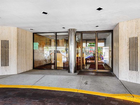 2nd image of 376 Central Ave APT 4U