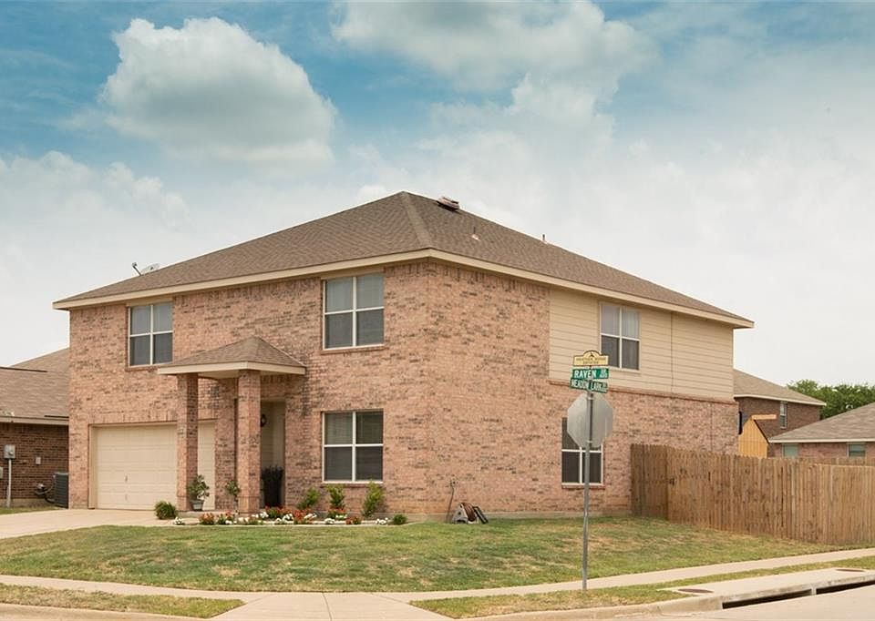 1st image of 660 Raven Dr