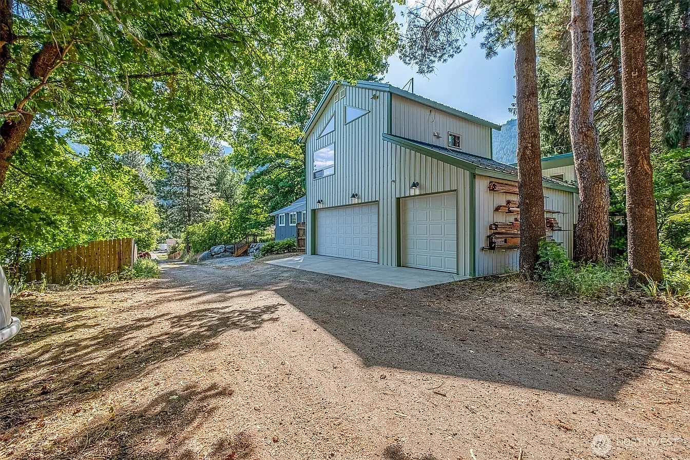 Studio, 450 sqft, $1,700 — Photo 4