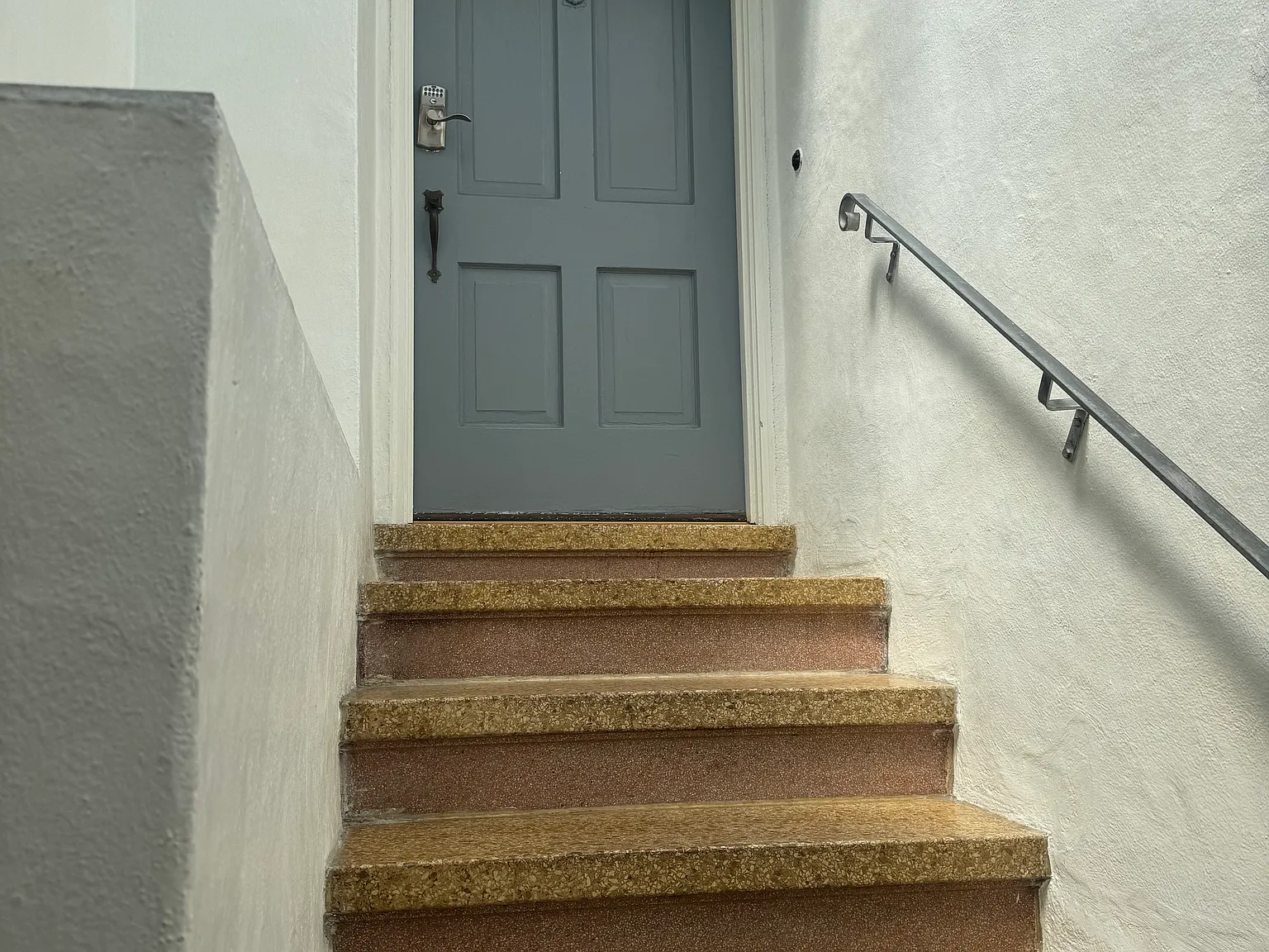 3 bed, 1.5 bath, 1250 sqft, $3,600 — Photo 4