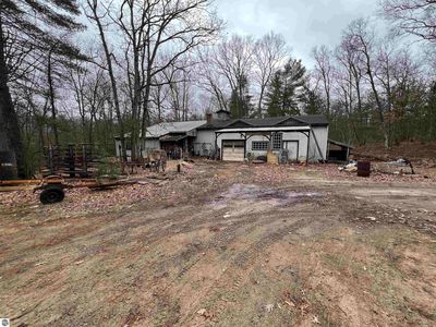 5530 Supply Rd, Traverse City, MI, 49696