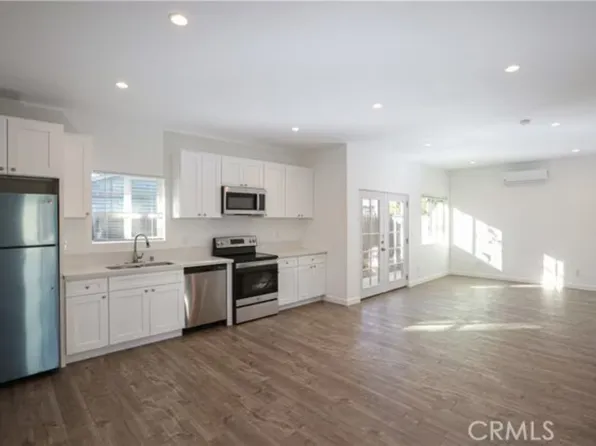 458 N Batavia St, Orange, CA 92868