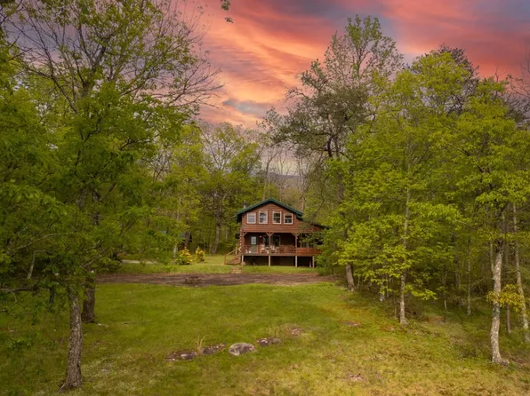812 Indian Camp Creek Rd, Altamont, TN 37301
