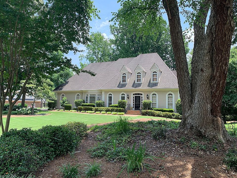 2nd image of 2245 Old Brooke Ln