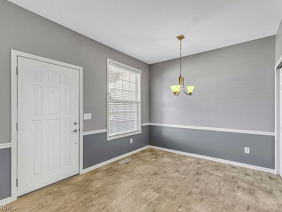 5th image of 6904 Cottage Cir