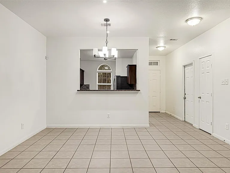 8843 Leclaire Meadow Dr — Photo 5