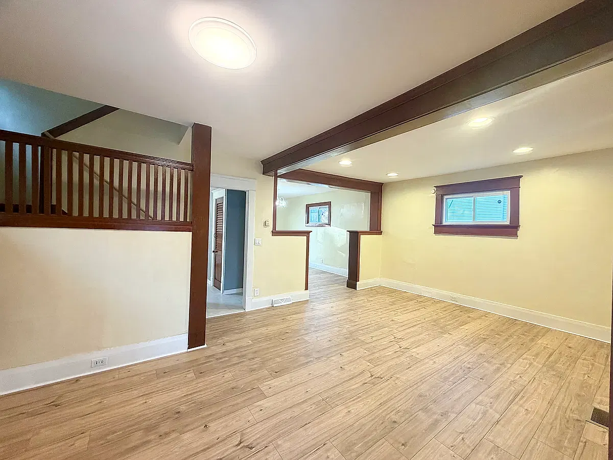 3 bed, 1387 sqft, $1,400 — Photo 2