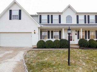 10402 N Forestglen Ct, Peoria, IL 61615