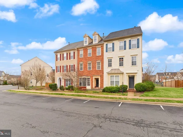 9162 Ribbon Falls Loop, Bristow, VA 20136