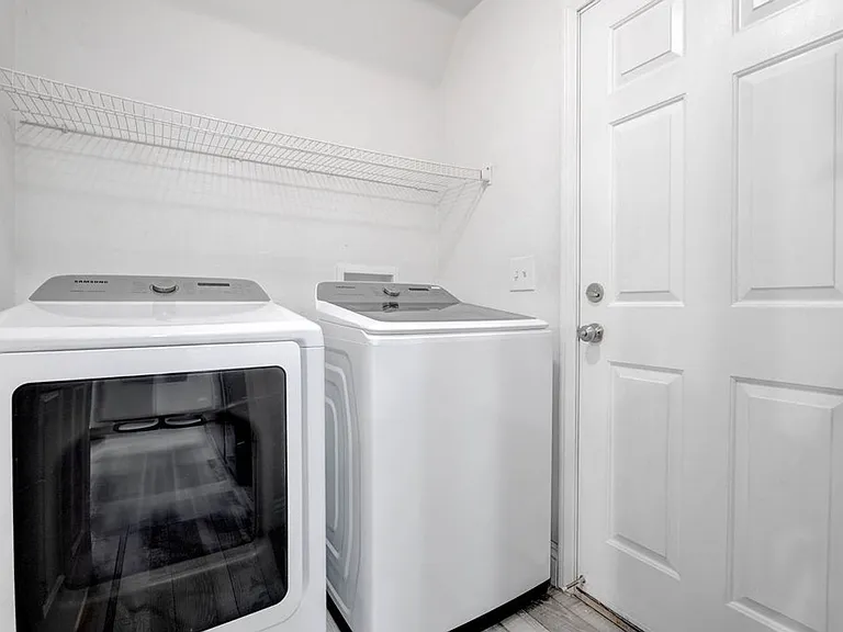 6469 Abbey Door Ct — Photo 30