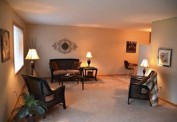 5th image of 1599 County Road D E Unit J
