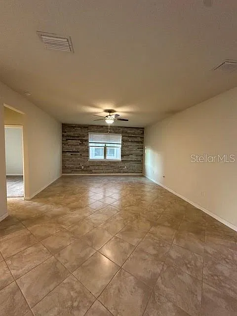 4 bed, 3.0 bath, 2172 sqft, $3,000 — Photo 4