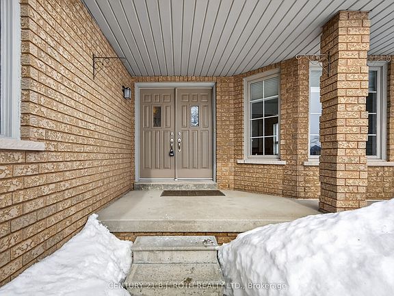 2nd image of 400 Cundles Rd W