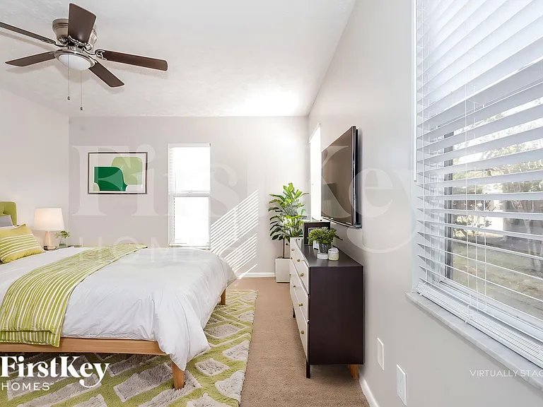 1158 SW Hunnicut Ave — Photo 8