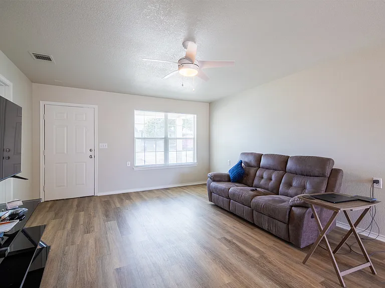 2849 Wyoming St — Photo 5