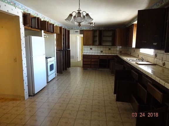 3rd image of 15165 Ramona Ave