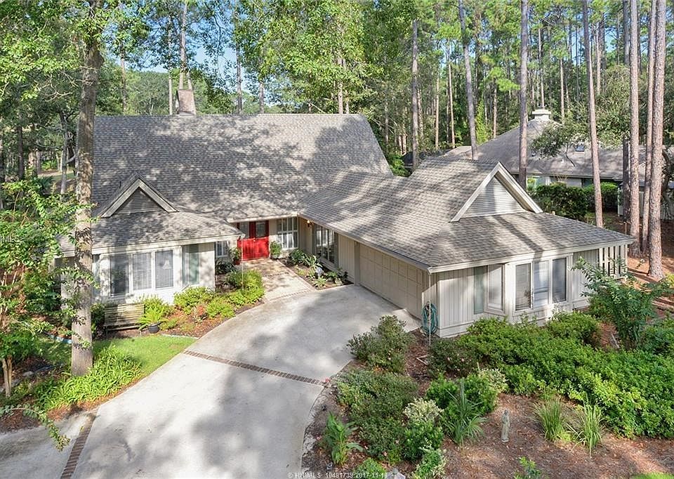 Great location  - close to Port Royal Sound