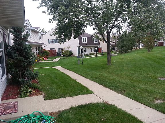 2nd image of 1913 Jamestown Cir #1913