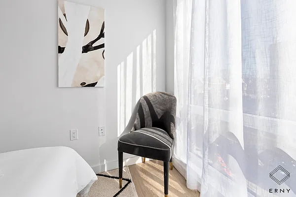 Rented by ERNY LLC | media 6