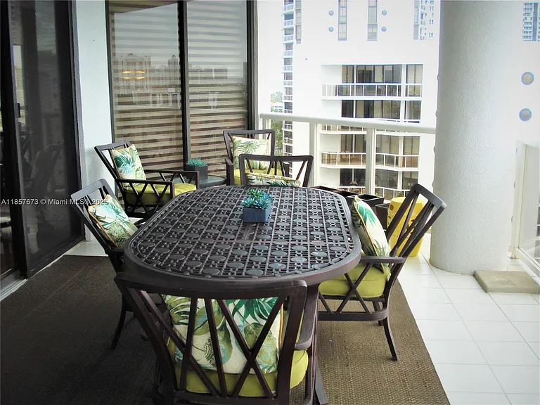 3600 Yacht Club Dr #1503 — Photo 30