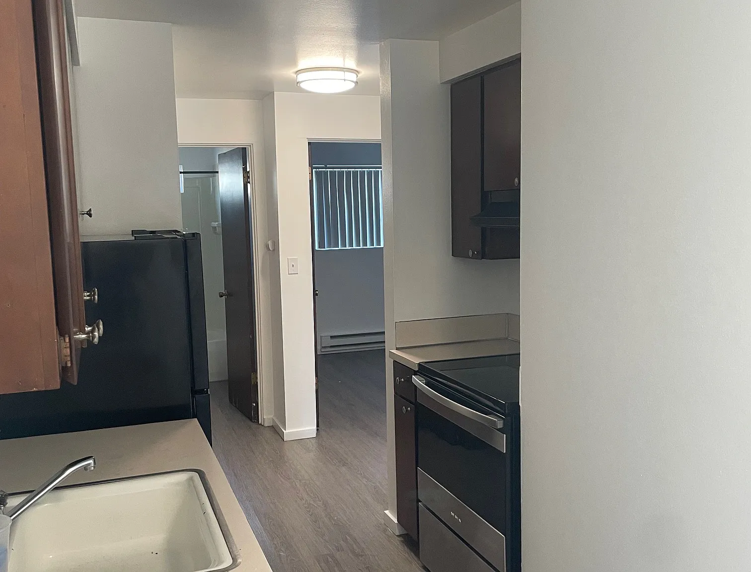 1 bed, 550 sqft, $1,299 — Photo 1