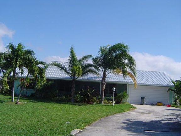 3rd image of 1753 NE Lima Calle