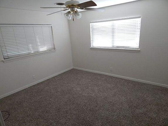 5th image of 2706 Eastover Dr
