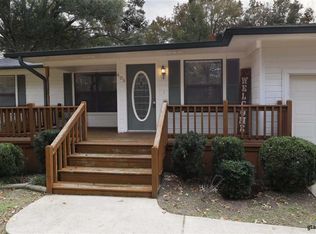 406 Redbud Ln, Mt Pleasant, TX 75455