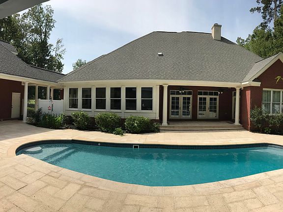 2nd image of 107 Briarbend Dr