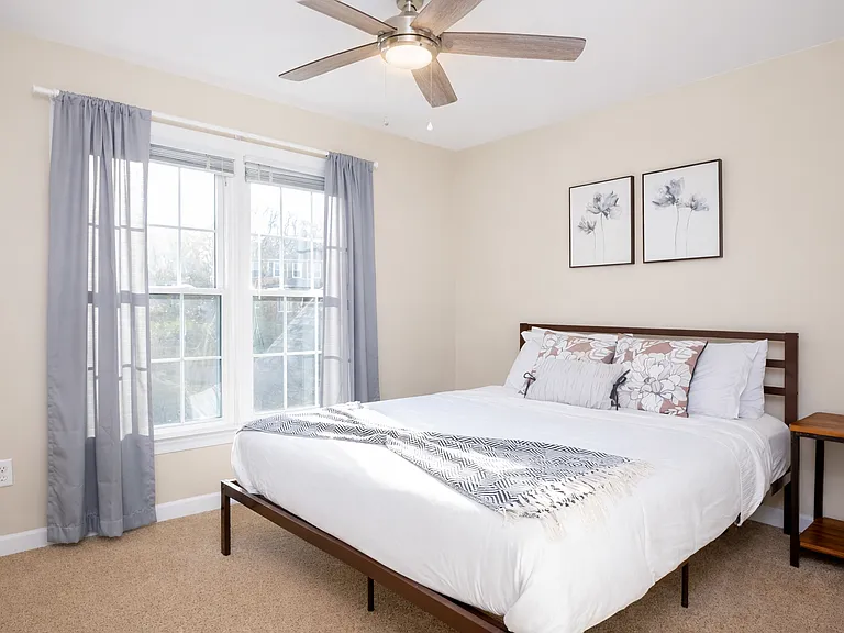 10315 Rougemont Ln — Photo 35
