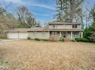 911 Sugar Creek Dr SE, Conyers, GA 30094