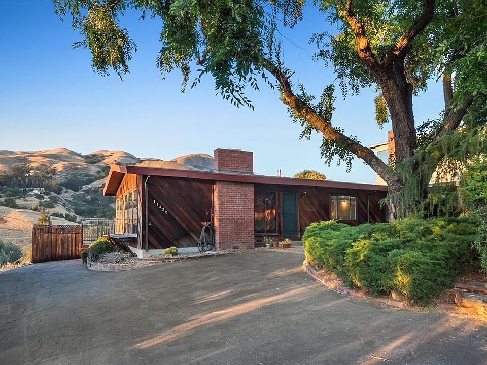 1st image of 11425 Enchanto Vista Dr
