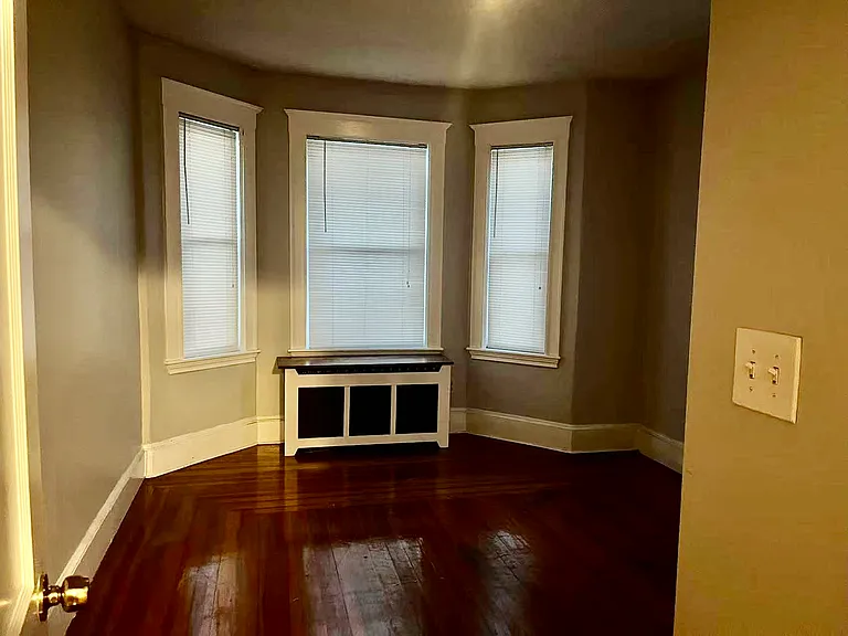 12 West St #1 — Photo 3